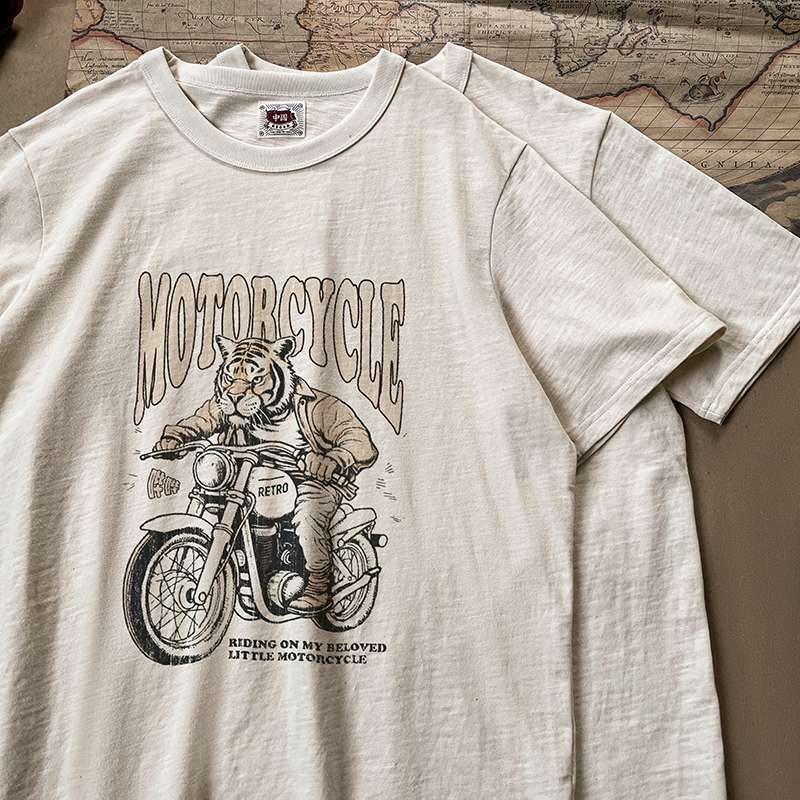 アメカジ オートバイ乗りトラのレトロデザインTシャツ