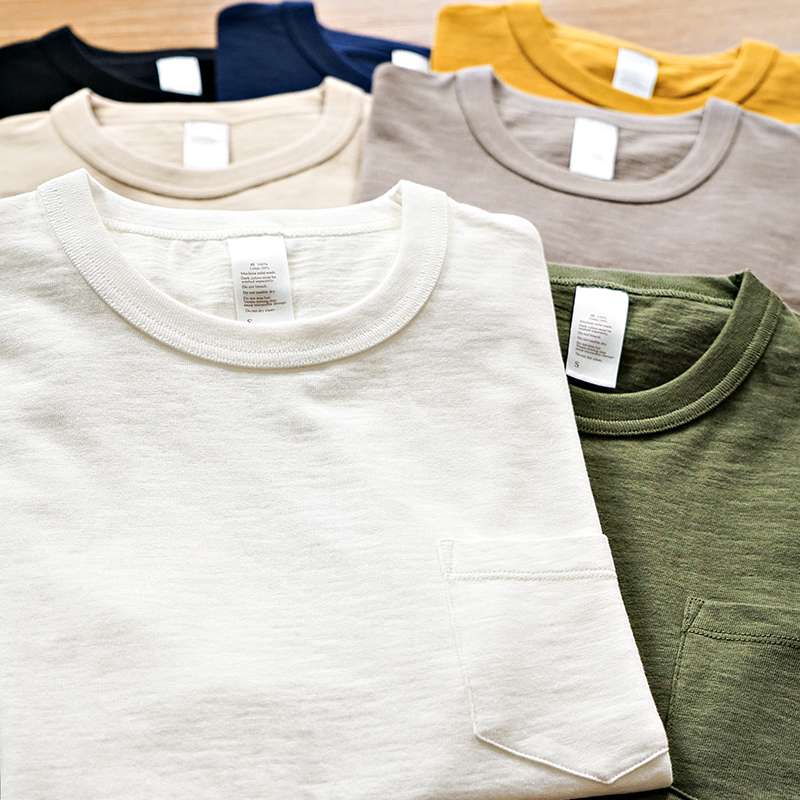 アメカジ シンプル無地ポケット付きクルーネックTシャツ