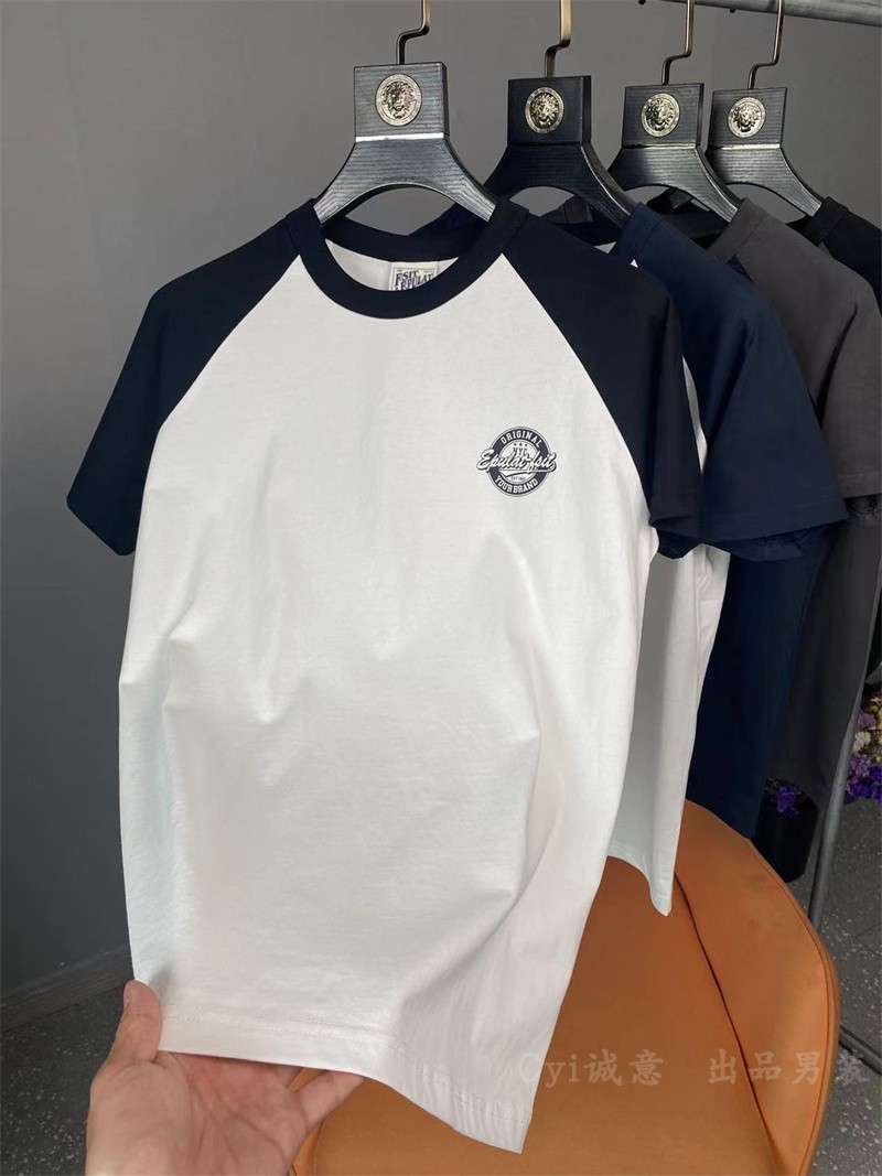 アメカジ ロゴ入りラグランスリーブTシャツ