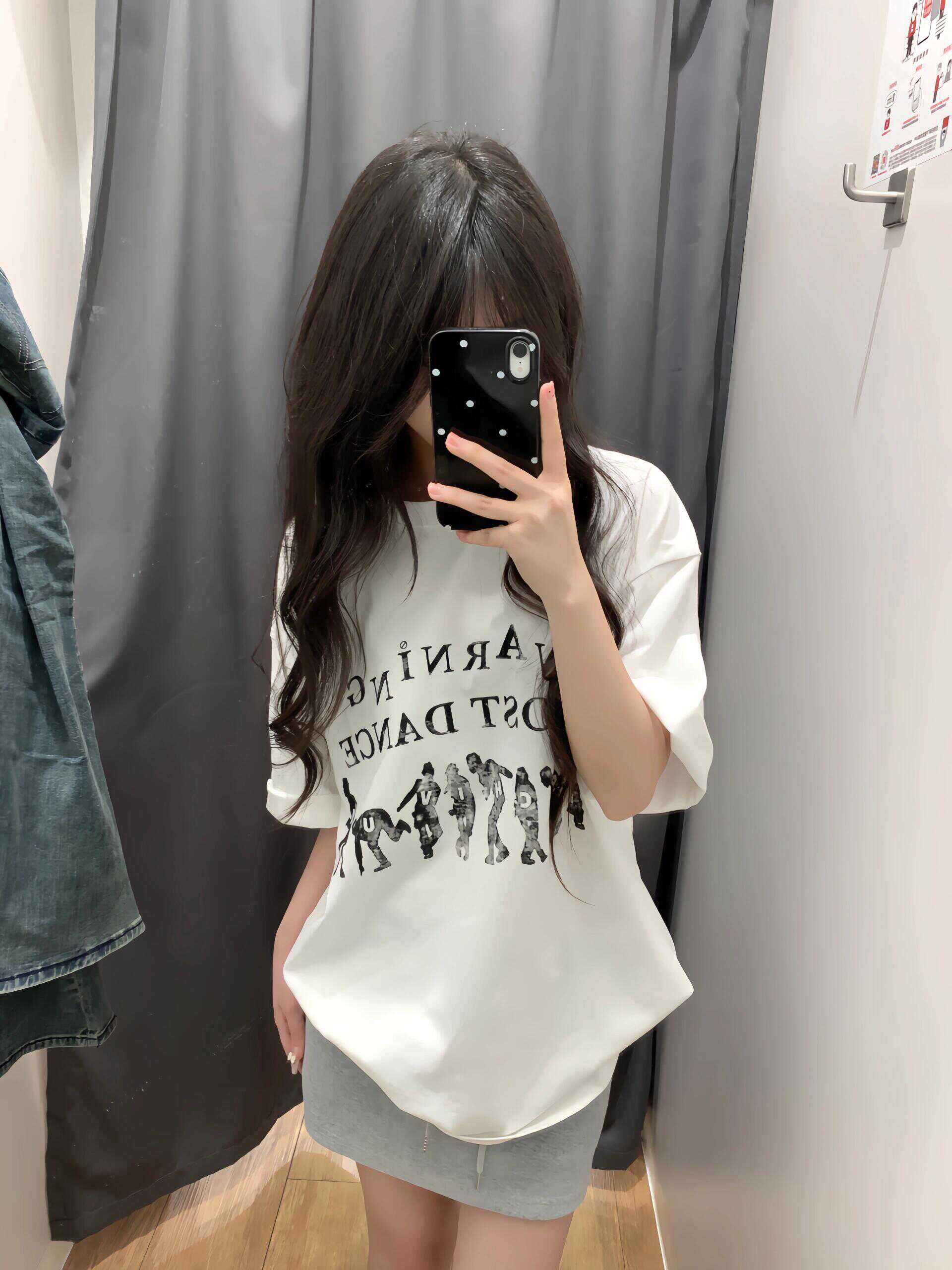 アメカジ ミステリアスな踊り子プリントTシャツ