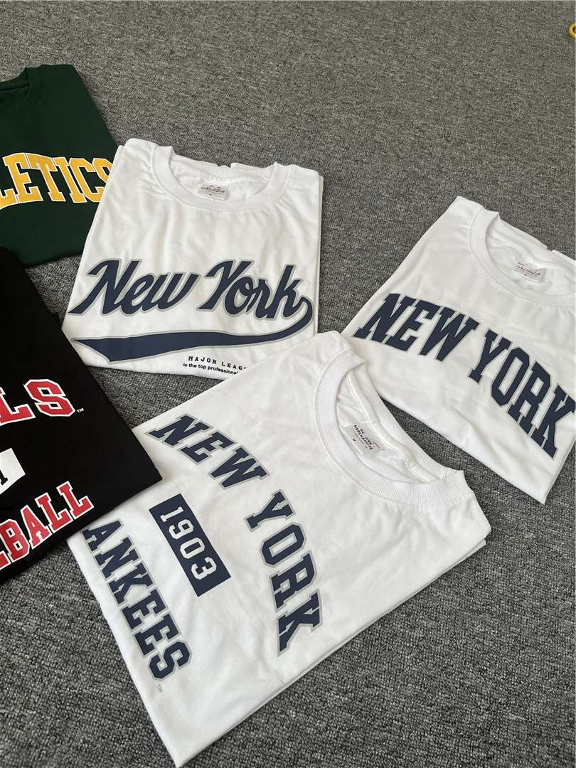 アメカジ ニューヨーク・ヤンキース風レトロTシャツ