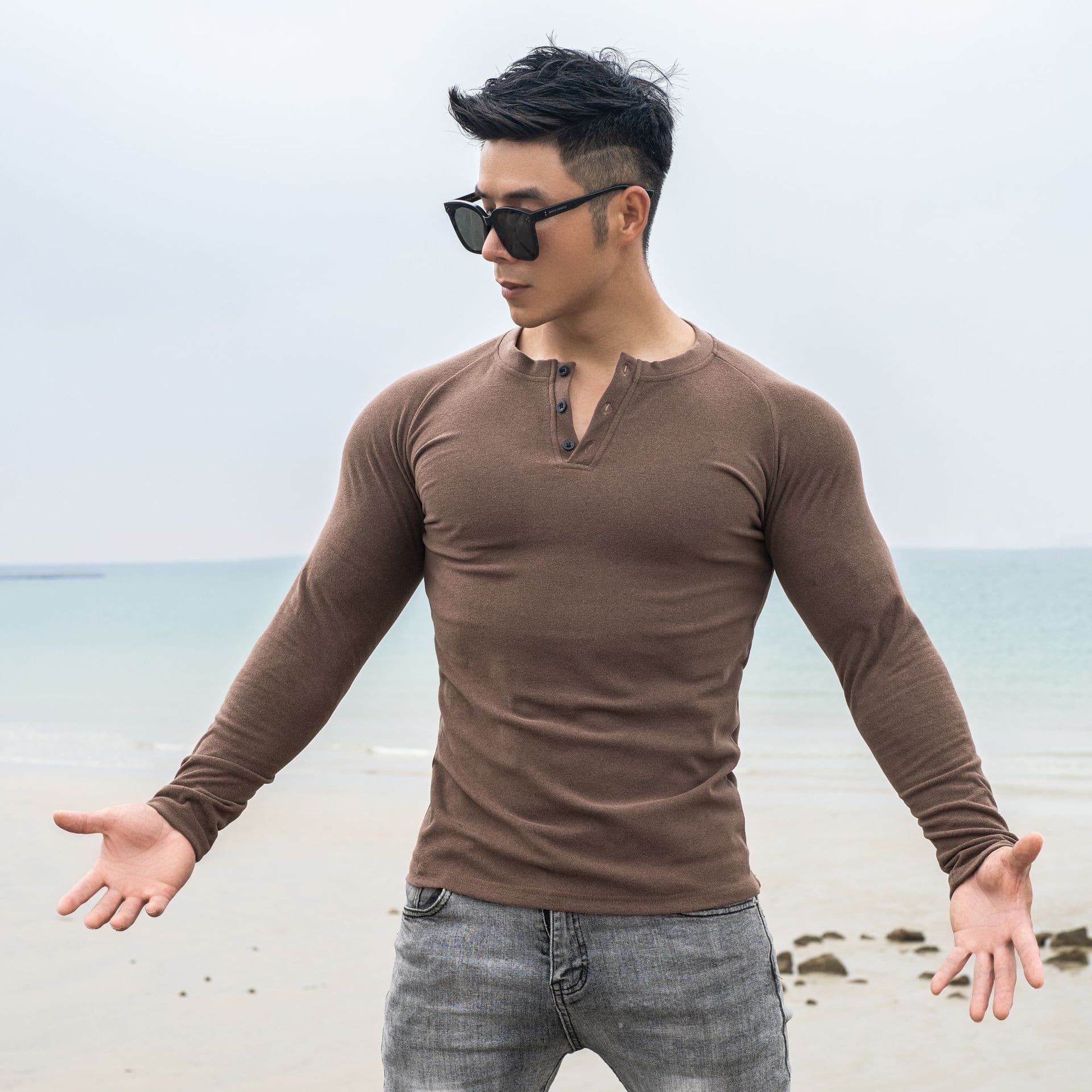 アメカジ ヘンリーネック細身シルエット長袖Tシャツ